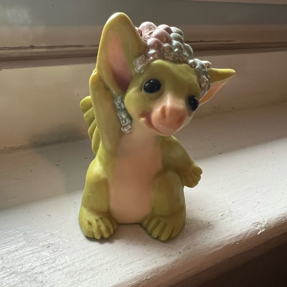 Whimsical world of pocket dragons
